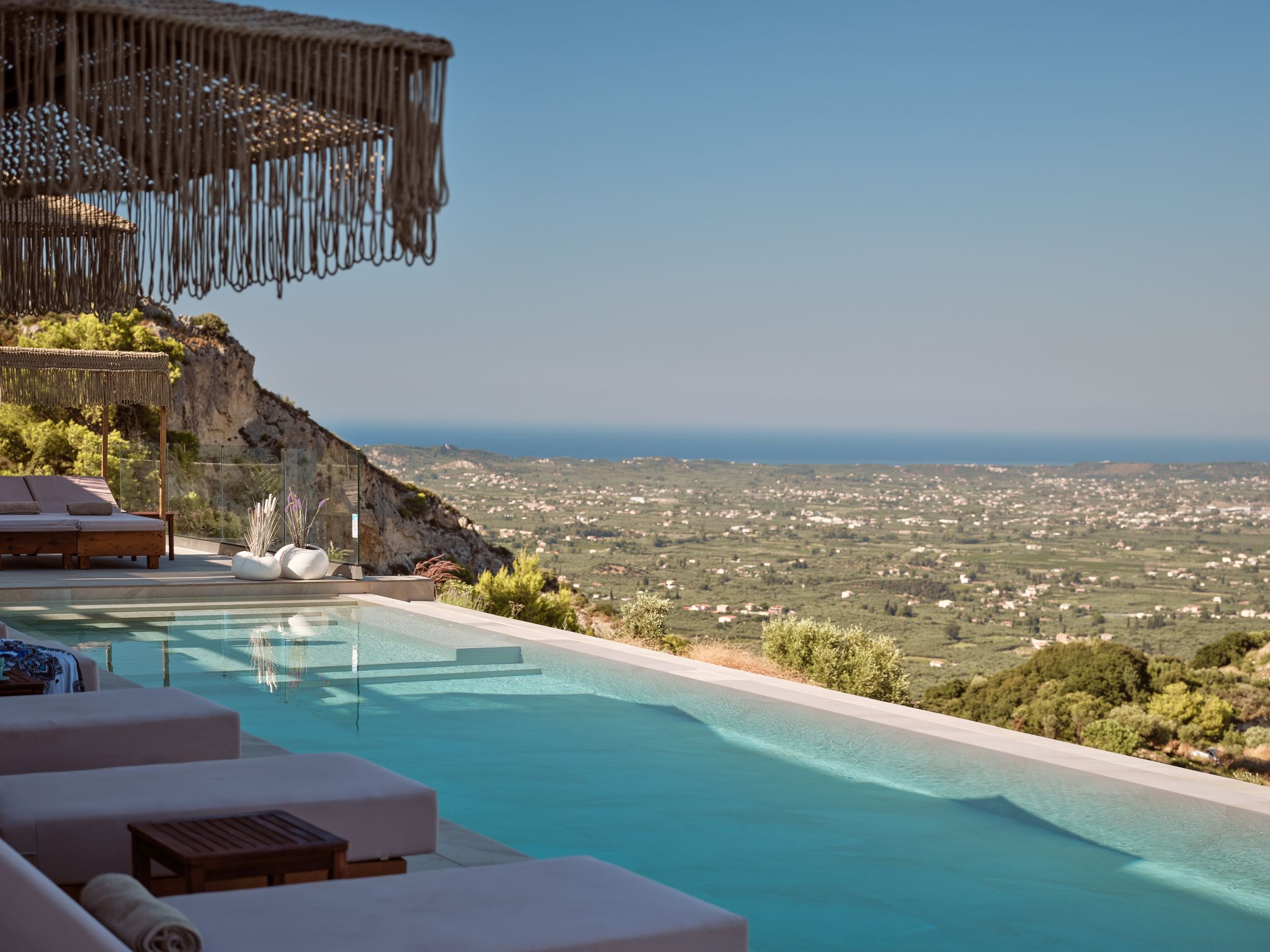 Infinity pool overlooking the Ionian Sea at Segreto Del Lusso villa in Zante